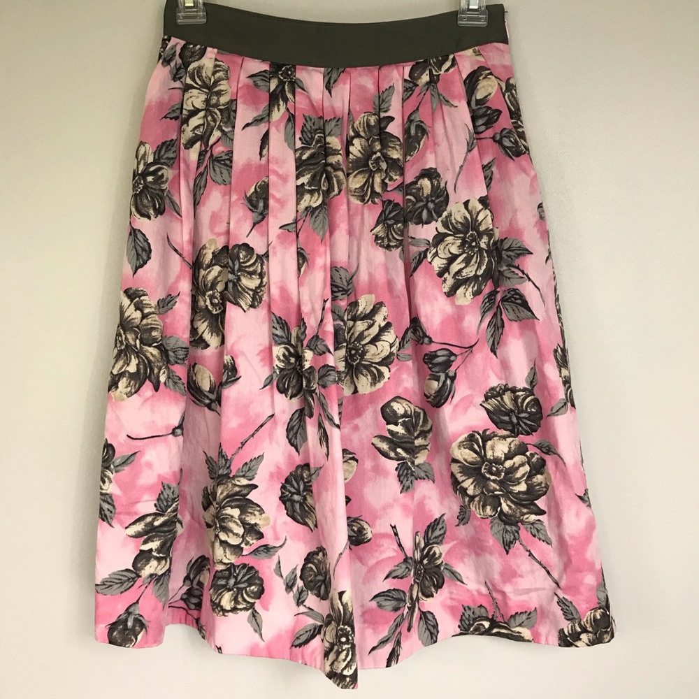 Anthropologie Odille Pink Gray Rose Pleated Skirt